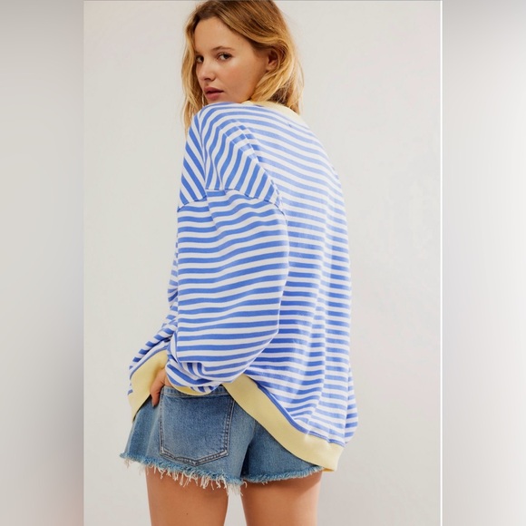 ▪️NWT Free People Classic Striped Pullover Sweatshirt in Blue Combo - Picture 3 of 12